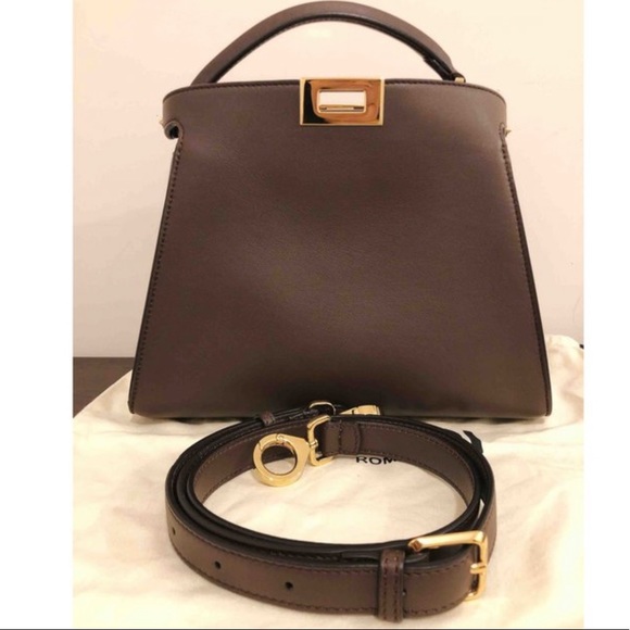 Fendi peekaboo essentially in chocolate brown - Picture 10 of 10